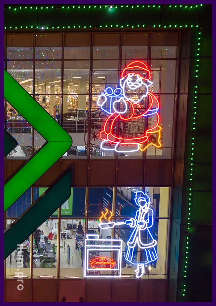 Подсветка фасада торгового центра уличными светодиодными декорациями