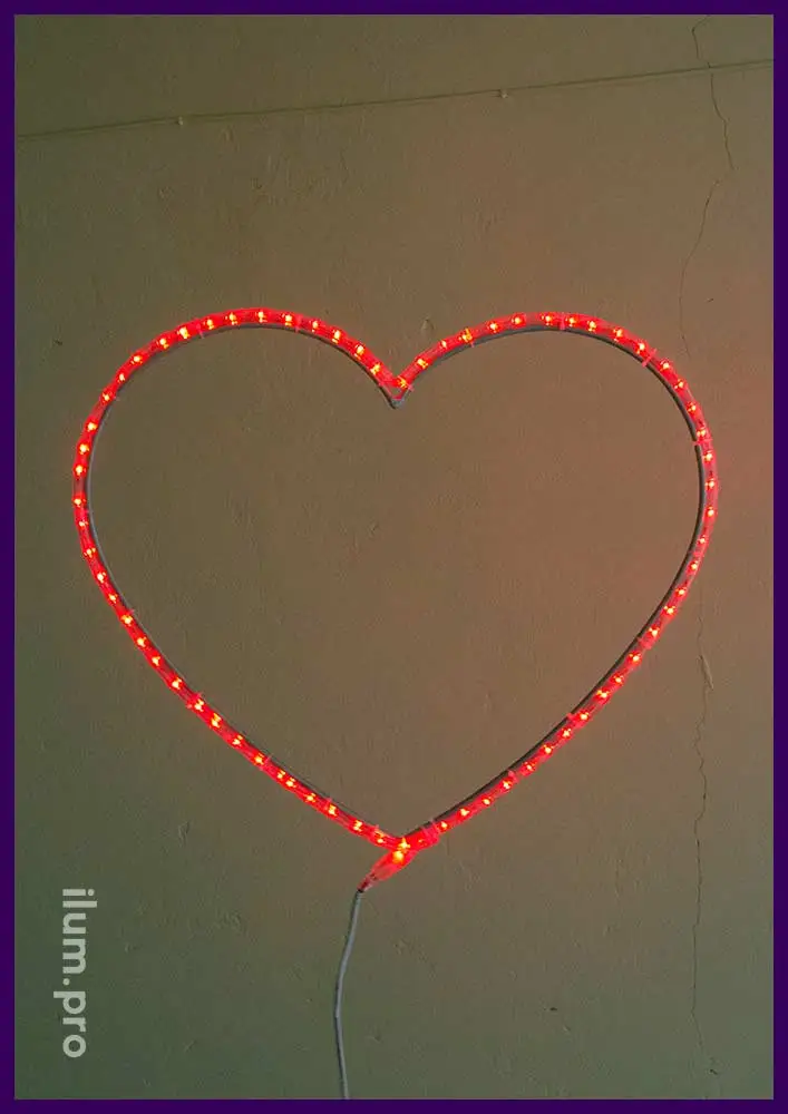 Сердце красное светодиодное на каркасе из Алюминия