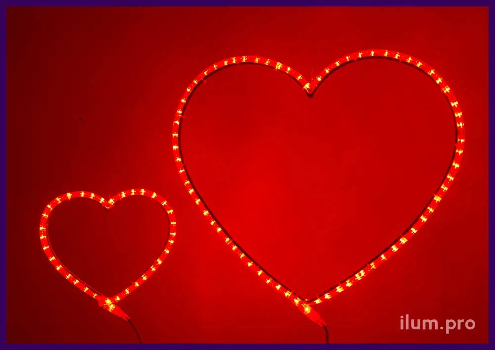 Красные светодиодные сердца из дюралайта похожего на неон