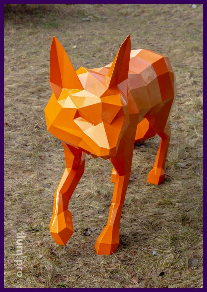 Lowpoly fox from steel with plastic - sculpture in garden