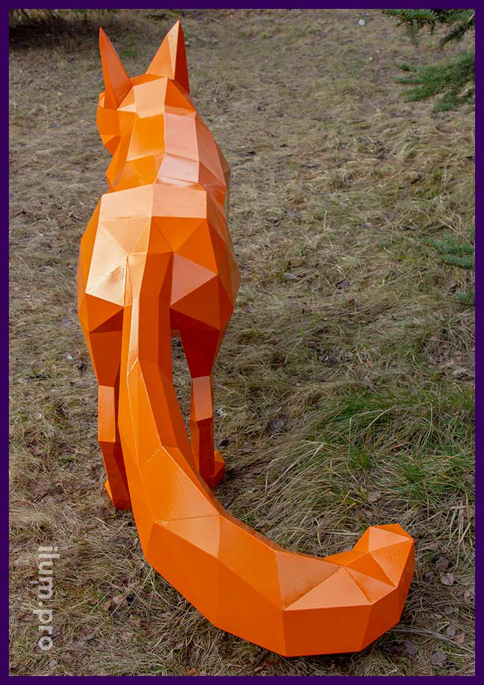Лиса полигональная из стали для парка и сада - оранжевый арт-объект