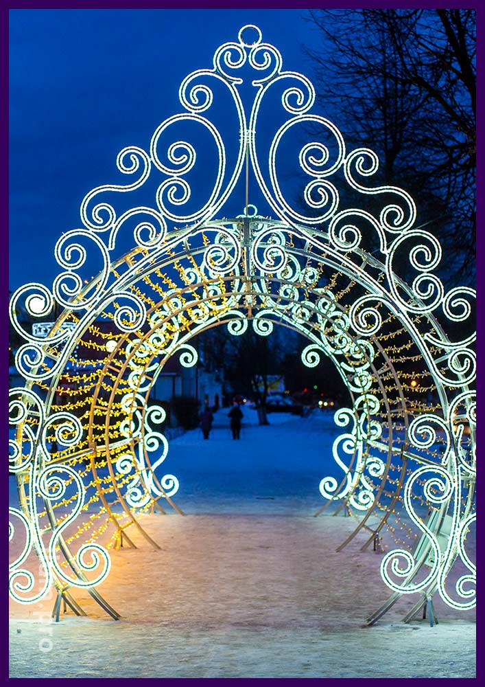 Светодиодная иллюминация на Новый год - тоннель с гирляндами и арками