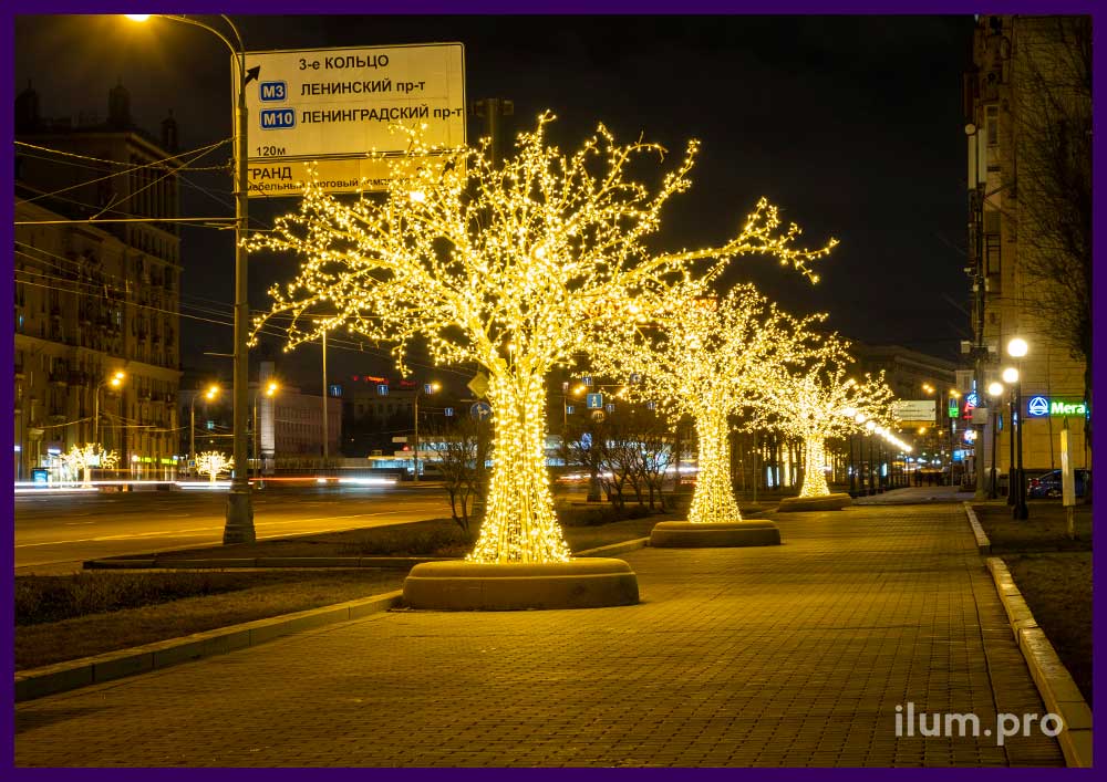 Металлические деревья с подсветкой гирляндами в Москве