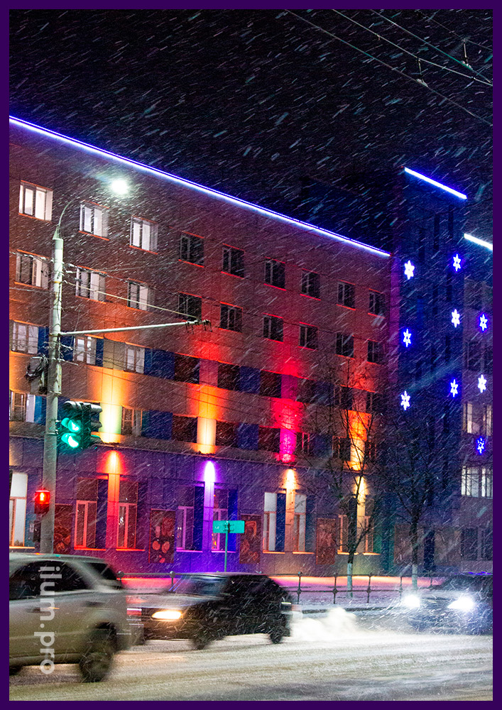 Архитектурное освещение во Владимирской области, подсветка фасада хлебокомбината к Новому году