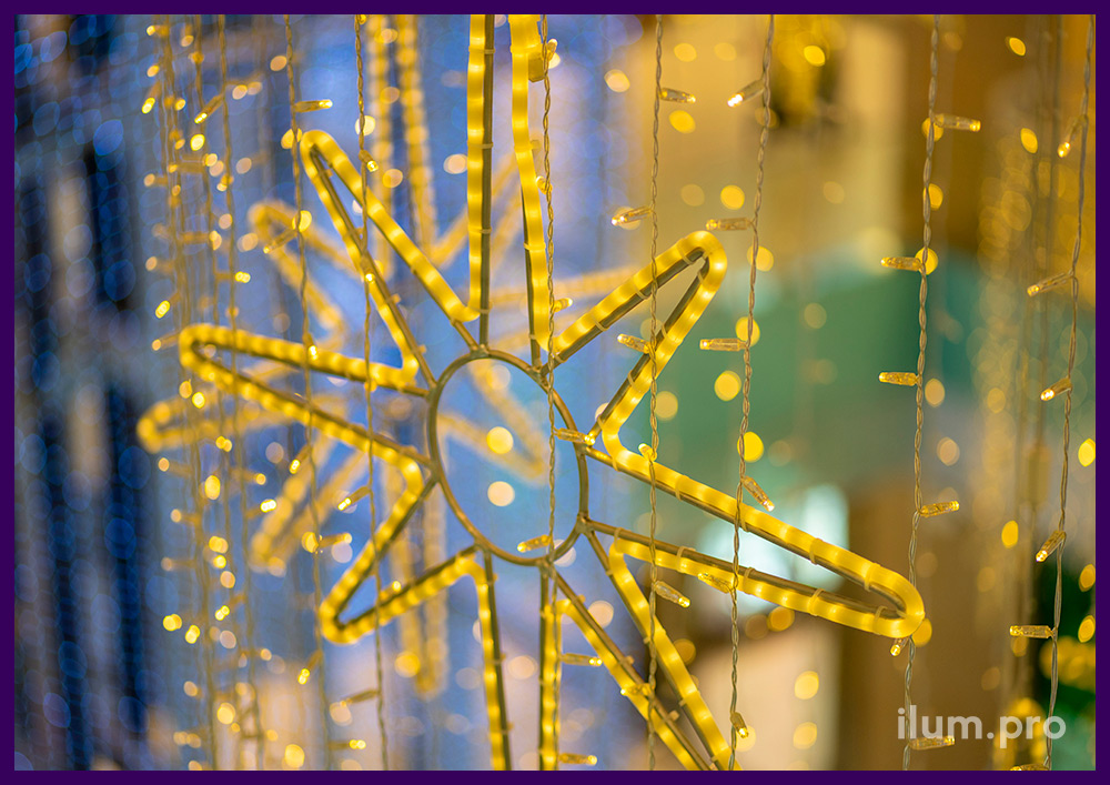 Контурные звёзды из алюминиевого прутка с дюралайтом в ТЦ Солнечный на Новый год