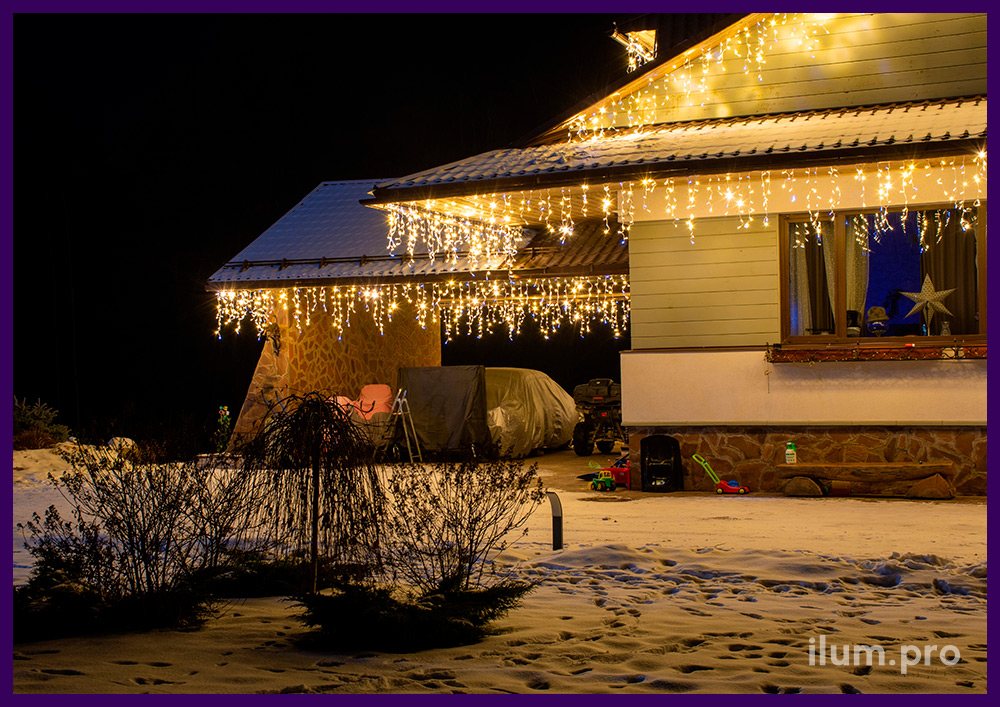 Уличные, светодиодные гирлянды с мерцанием для украшения крыши дома к Новому году