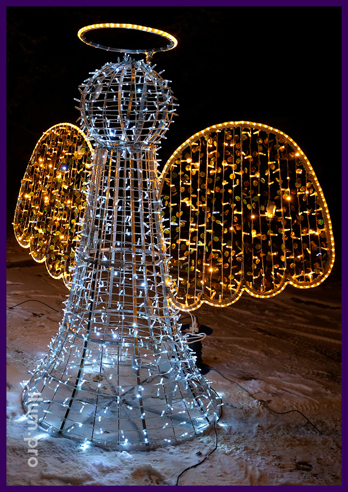Уличные декорации на Новый год и Рождество со светодиодными гирляндами и дюралайтом