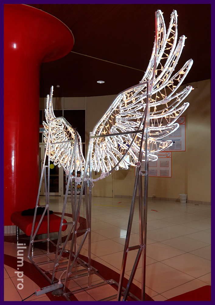 Крылья светящиеся - фотозона с гирляндами для украшения интерьера и улицы