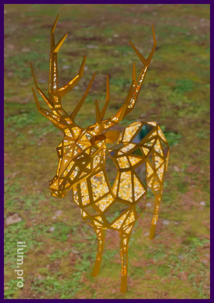 Олень полигональный золотой с гирляндами и зеркальными элементами из композита