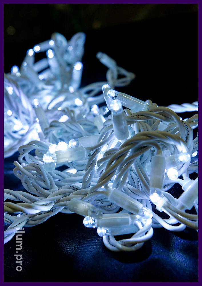 Белая светодиодная нить с защитой от осадков и мороза, мерцающий стринг на резиновом кабеле белого цвета