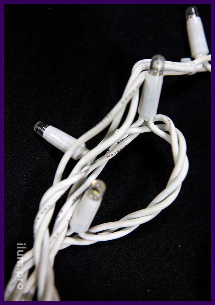 Гирлянды светодиодные белого цвета на морозостойком каучуковом кабеле, стринг IP65, мерцание