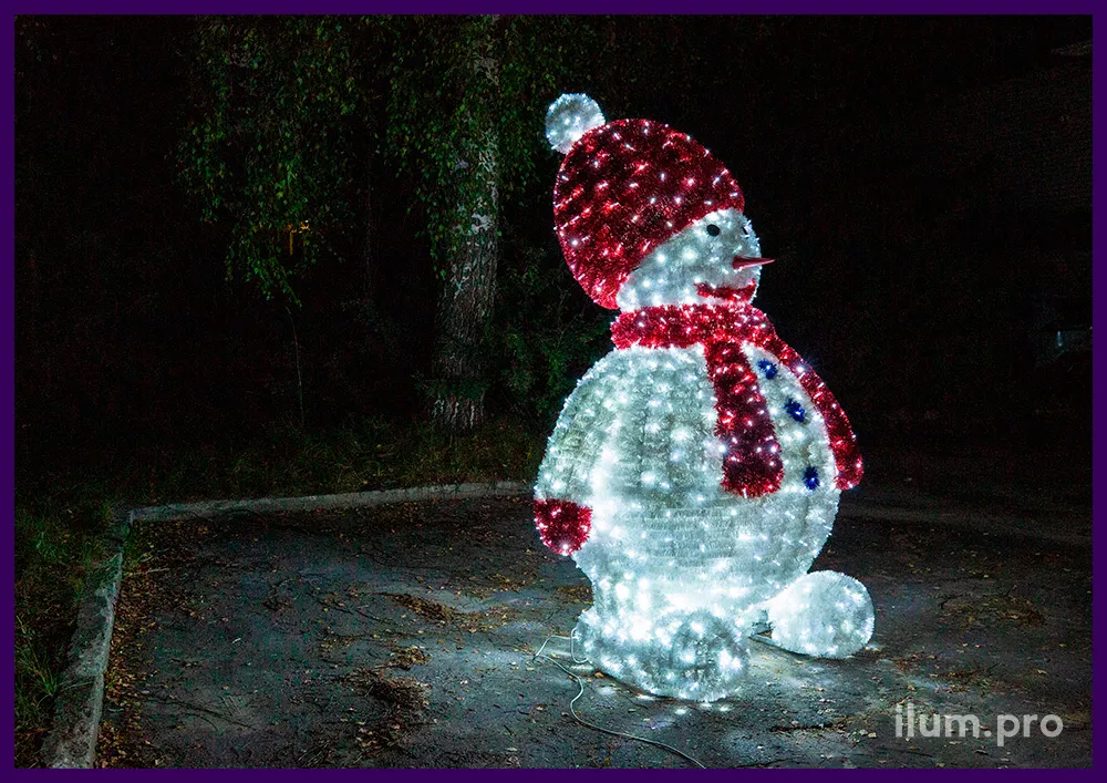 Новогодняя световая фигура снеговика из мишуры и гирлянд, каркас высотой 2,5 метра