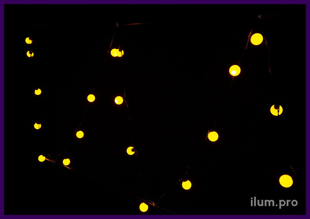Гирлянда мультишарики с лампочками жёлтого цвета длиной 5 метров, диаметр шарика 4 см