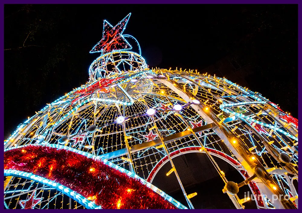 Новогодняя арка в форме ёлочного шара со звёздами из дюралайта и гирлянд, модули с эффектом смены цвета