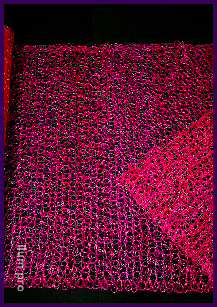 Сетка розовая декоративная шириной 1 метр, рулон длиной 10 метров, ПВХ (PVC)