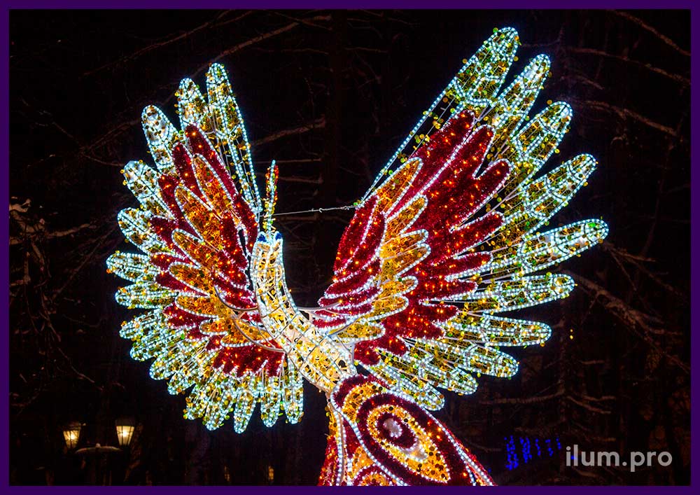 Жар-птица с большими крыльями из светодиодного дюралайта с блёстками и гирляндами на алюминиевом каркасе