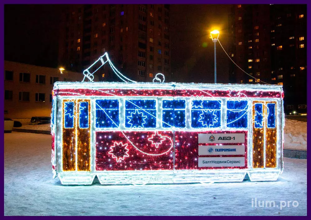 Уличные декорации с гирляндами и дюралайтом на Новый год в Санкт-Петербурге