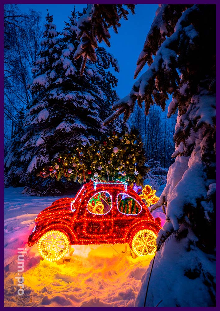 Машина светодиодная с гирляндами и дюралайтом - уличная фотозона на Новый год с мишурой и ёлкой на крыше