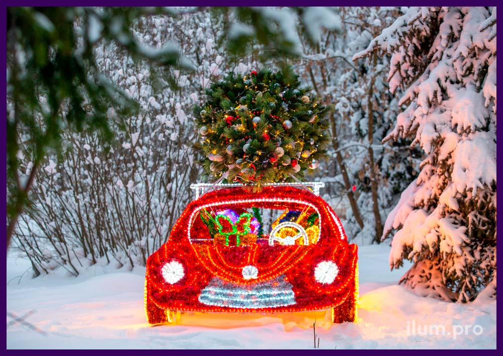 Светящаяся машина с ёлкой на крыше, декор игрушками, снежинками, гирляндами и красной мишурой