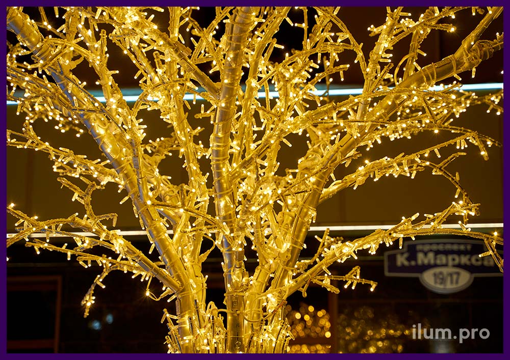 Дерево алюминиевое новогоднее с профессиональными гирляндами IP65 на каркасе из коррозиестойкого сплава