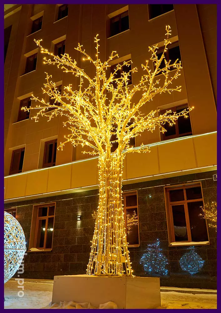 Тёпло-белые светодиодные деревья с металлическим каркасом для украшения магазина в Магадане на Новый год
