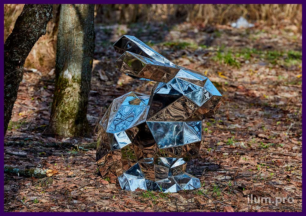 Скульптуры металлические полигональные из зеркальной нержавейки - зайцы разных форм и размеров