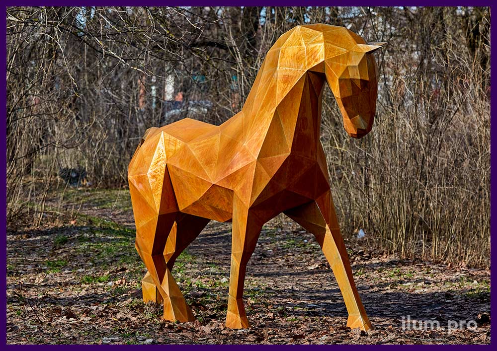Лошадь полигональная из стали - арт-объект с поверхностью из ржавого кортена