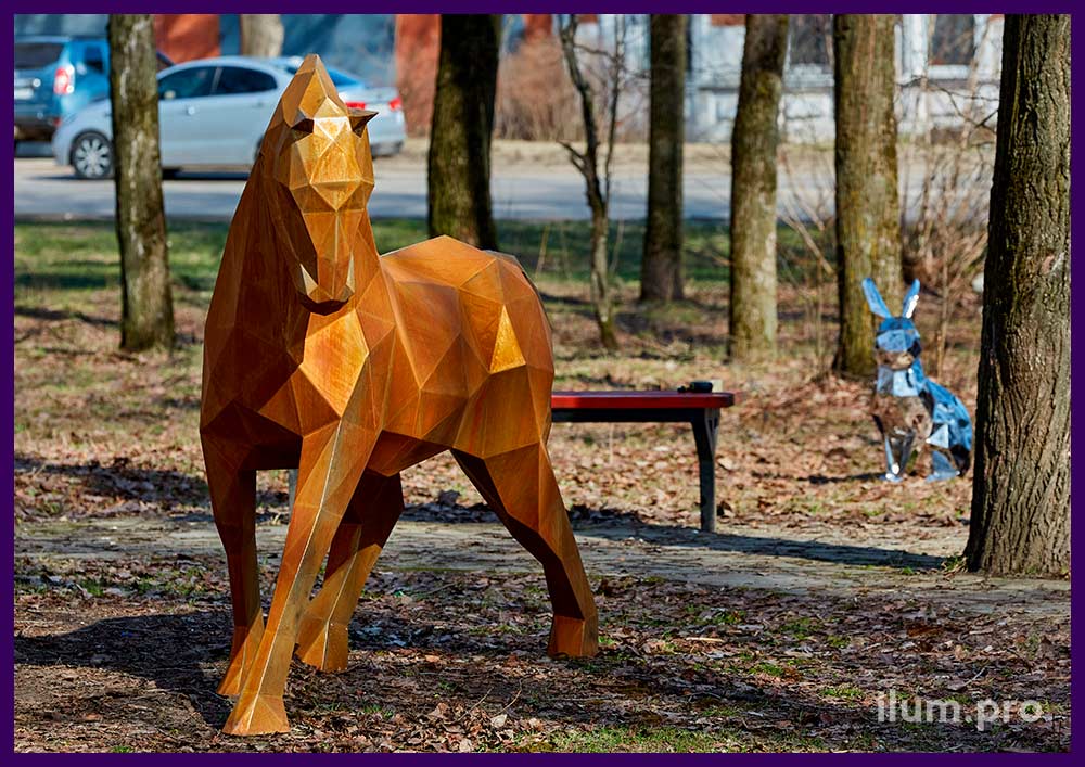 Лошадь из кортена - металлический, полигональный арт-объект для благоустройства территории