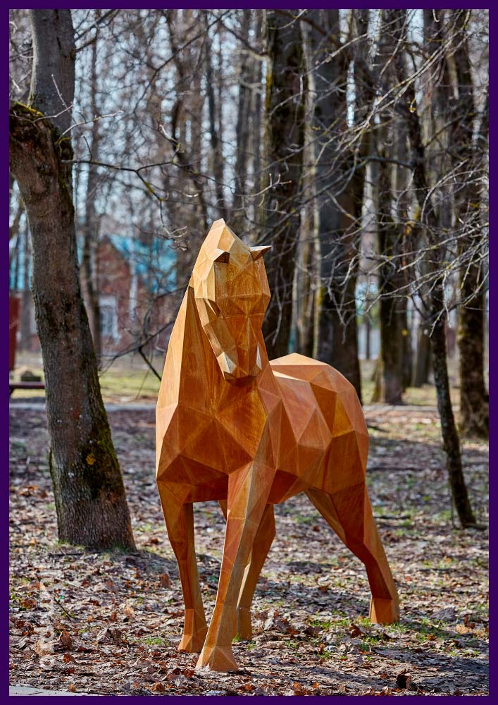 Полигональная скульптура из кортена для благоустройства территории, лошадь (конь)
