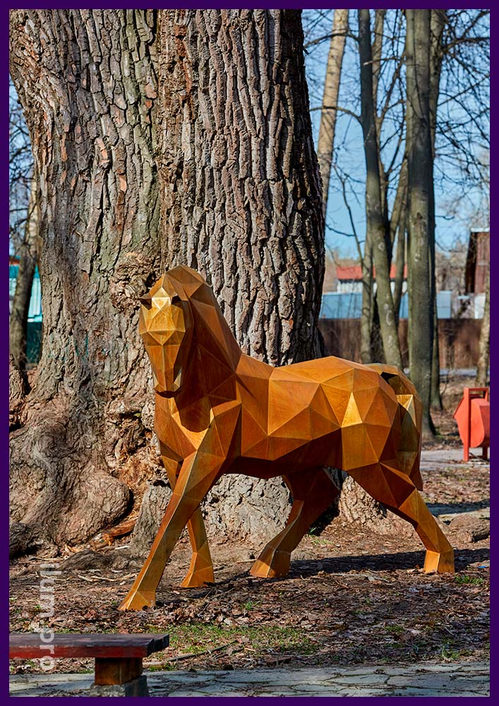Конь полигональный из кортена - садово-парковый арт-объект для благоустройства территории