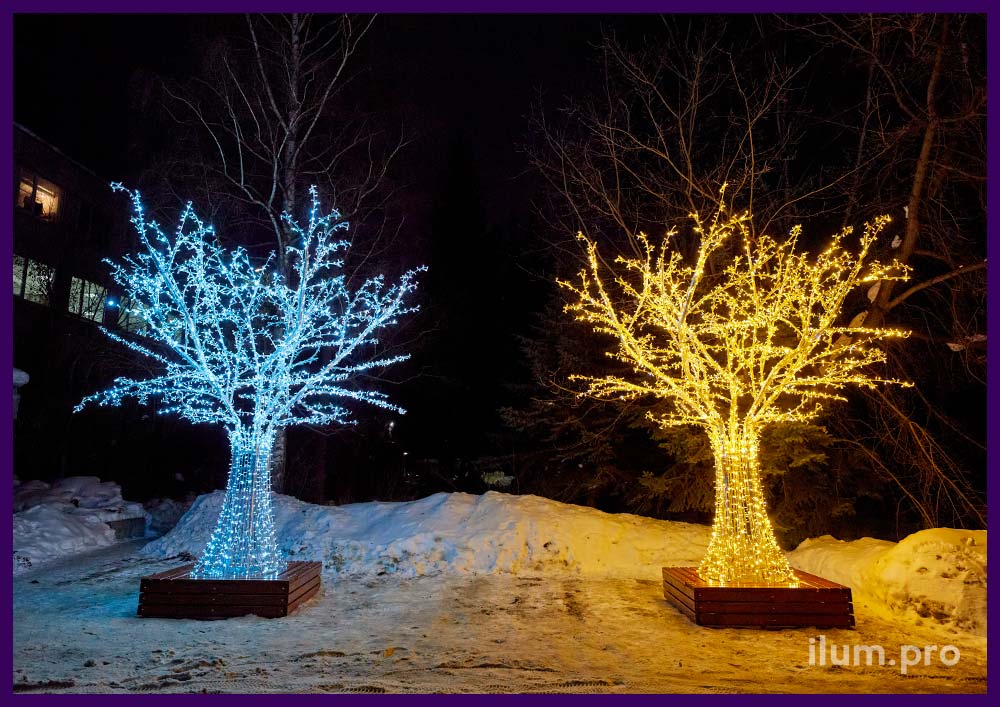 Металлические декорации с подсветкой гирляндами в форме больших деревьев