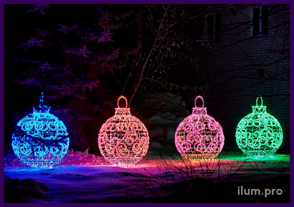 Новогоднее украшение парка светодиодной иллюминацией, установка ёлочных игрушек из дюралайта на нержавеющем каркасе