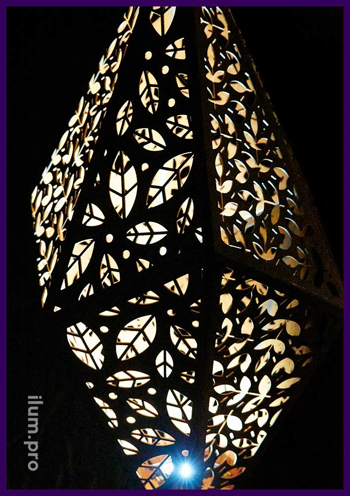 Светильники металлические необычной формы - садово-парковое освещение из кортена
