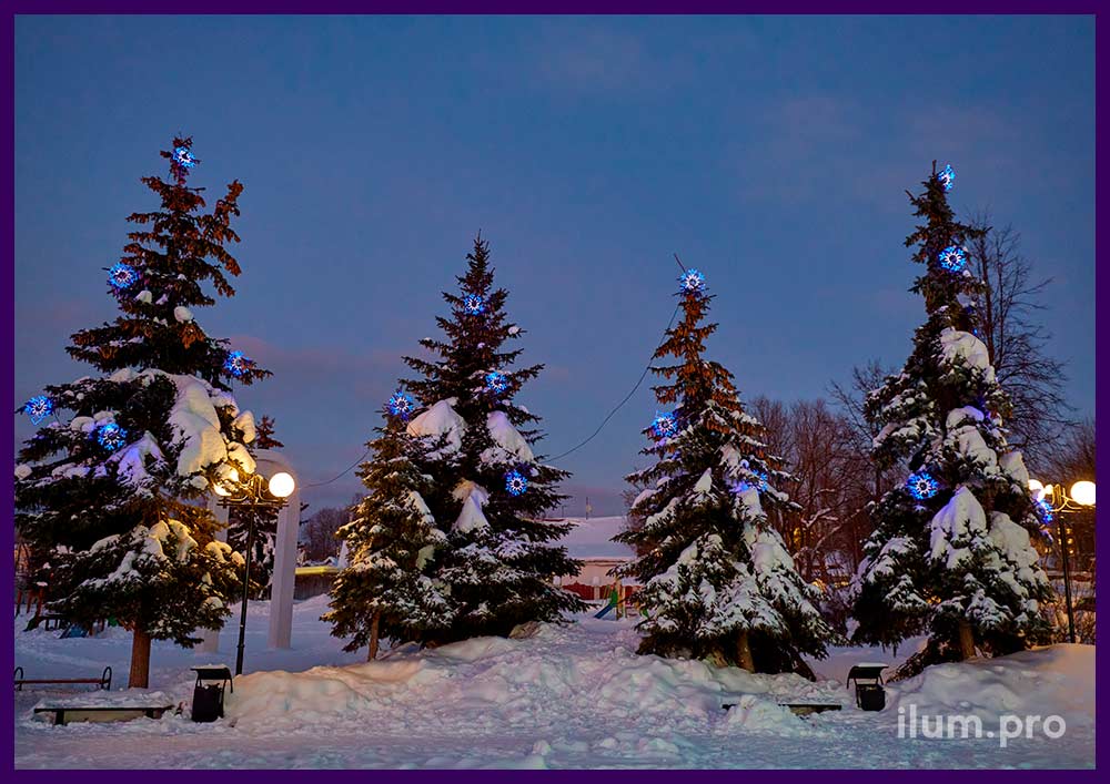 Новогодняя иллюминация для украшения живых елей, снежинки и разноцветный белтлайт