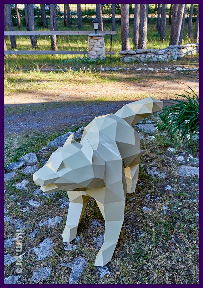 Собака полигональная из крашеной стали - садово-парковая скульптура для украшения ландшафта