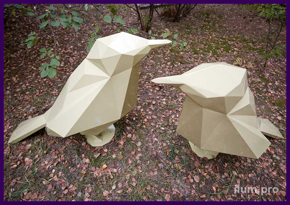 Металлические полигональные скульптуры птиц для благоустройства территории парка