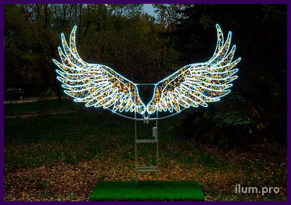 Водостойкая фотозона в форме светящихся крыльев с иллюминацией – украшения на Новый год и другие праздники