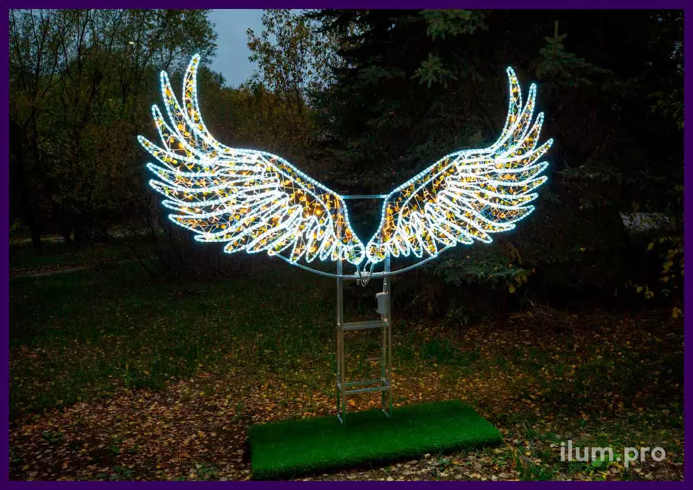 Личные фотозона в форме крыльев ангела с подсветкой гирляндой, дюралайтом и блестящим декорум