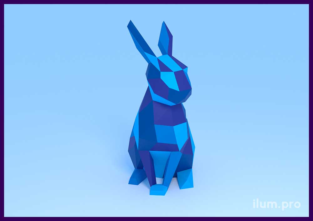 Фигура полигонального зайца синего цвета из крашеной стали
