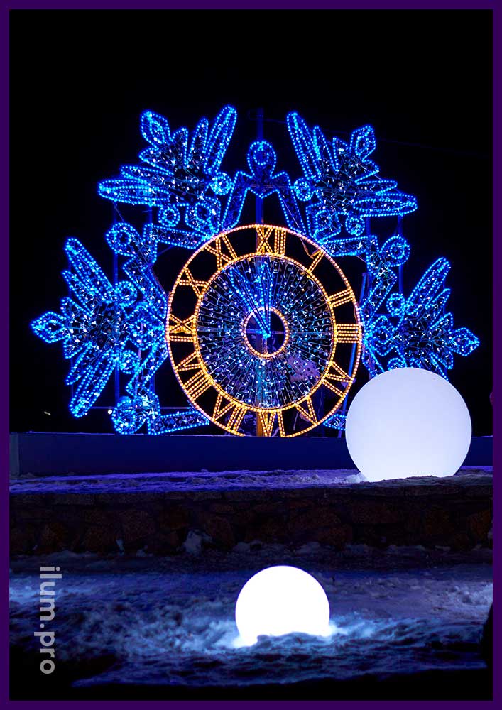 Светодиодная фотозона часы в форме снежинки из гирлянд в Копейске на Новый год