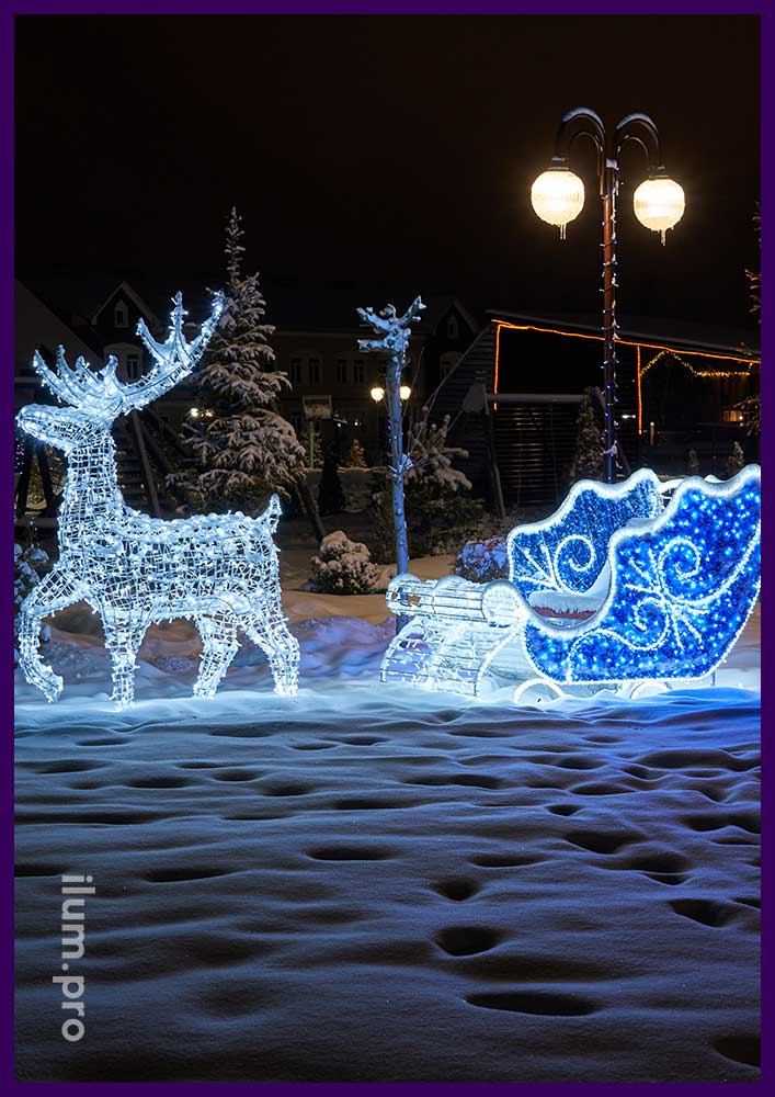 Новогодние декорации из алюминиевого сплава с профессиональной уличной иллюминацией в Подмосковье