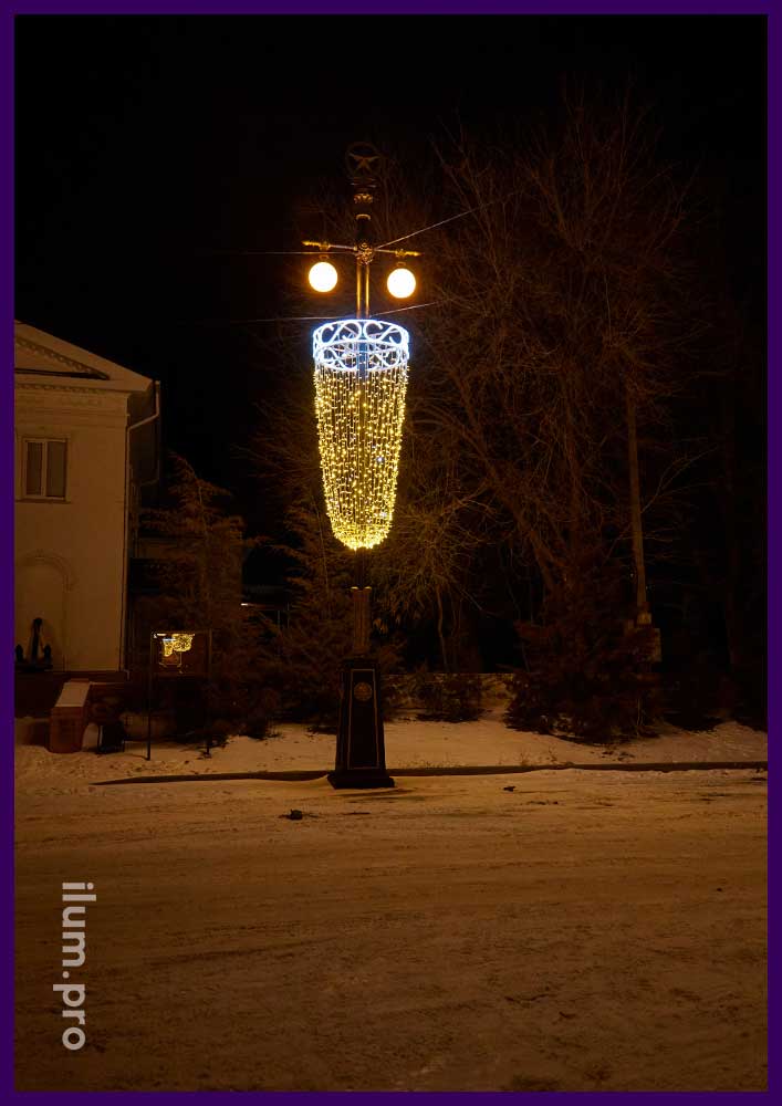 Украшение пос. Пятиморск в Волгоградской области светодиодными консолями к новогодним праздников