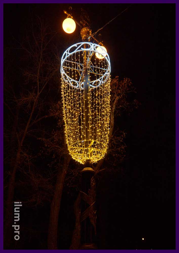 Консоли Бокалы из гирлянд на металлическом каркасе - украшения для фонарей