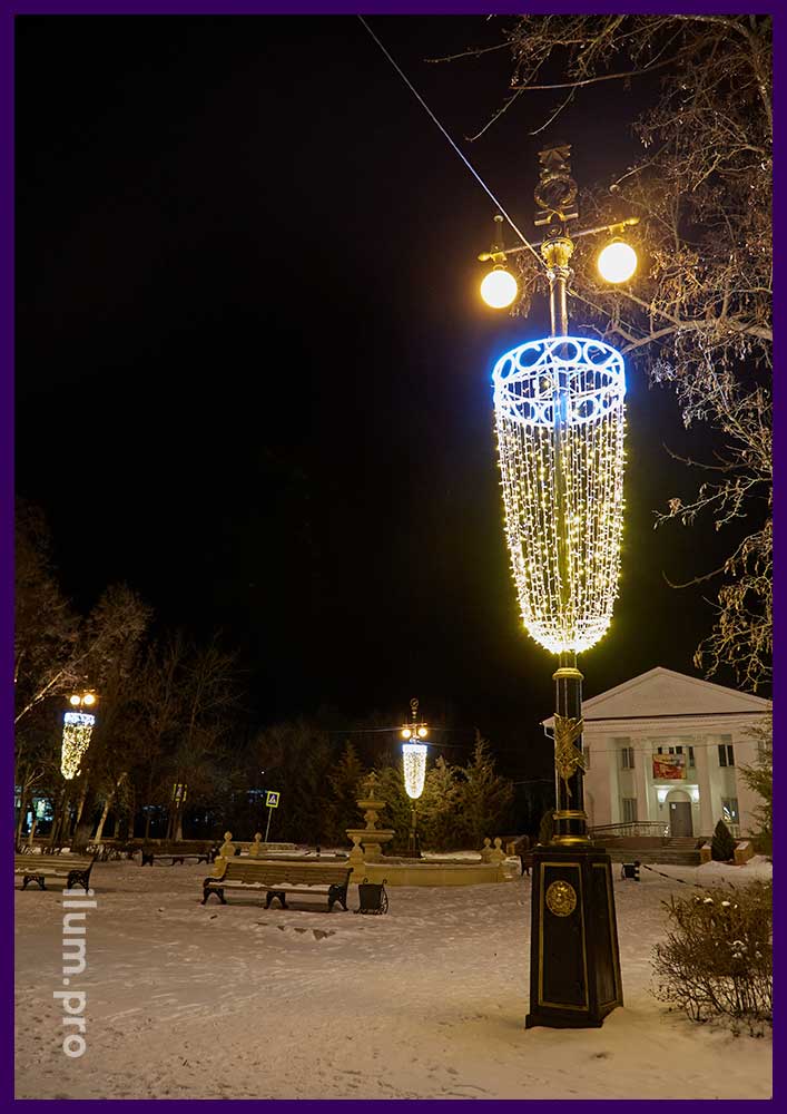 Консоль светодиодная для украшения фонаря в Пятиморске - уличная иллюминация в Волгоградской области