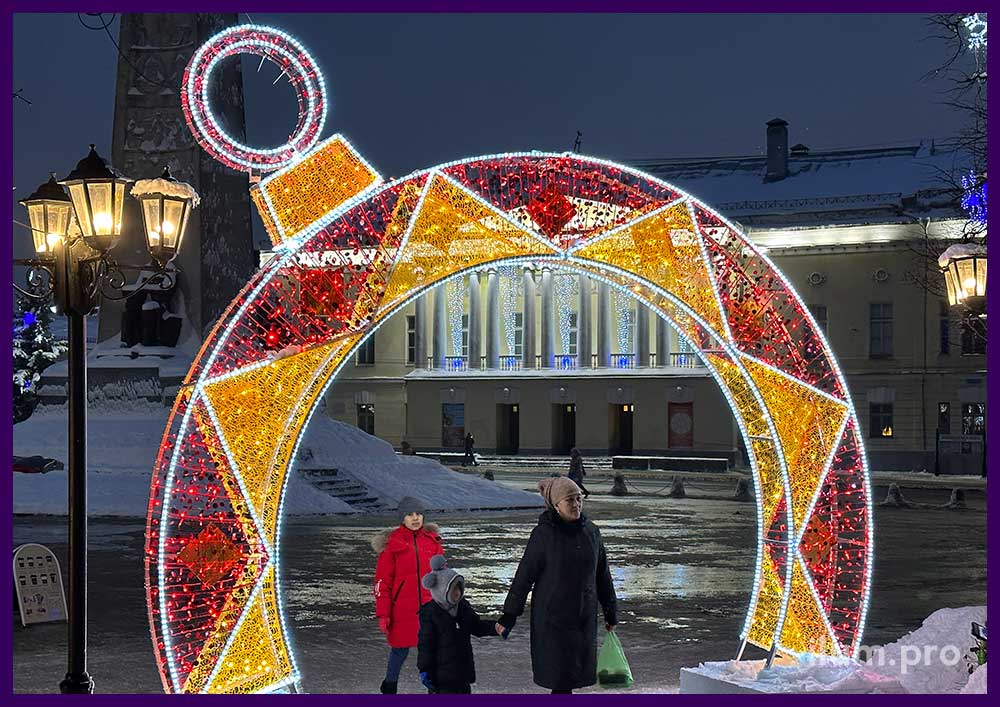 Новогодняя арка во Владимире - праздничные декорации с защитой от осадков и мороза по стандарту IP65