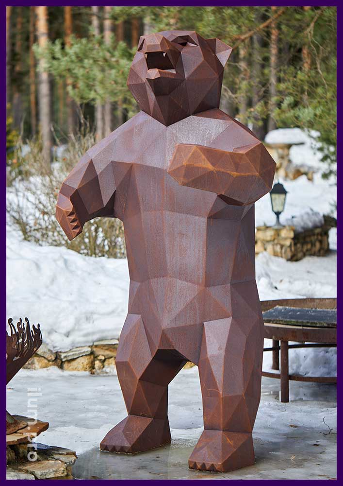 Металлический медведь из ржавой стали кортен - уличная скульптура