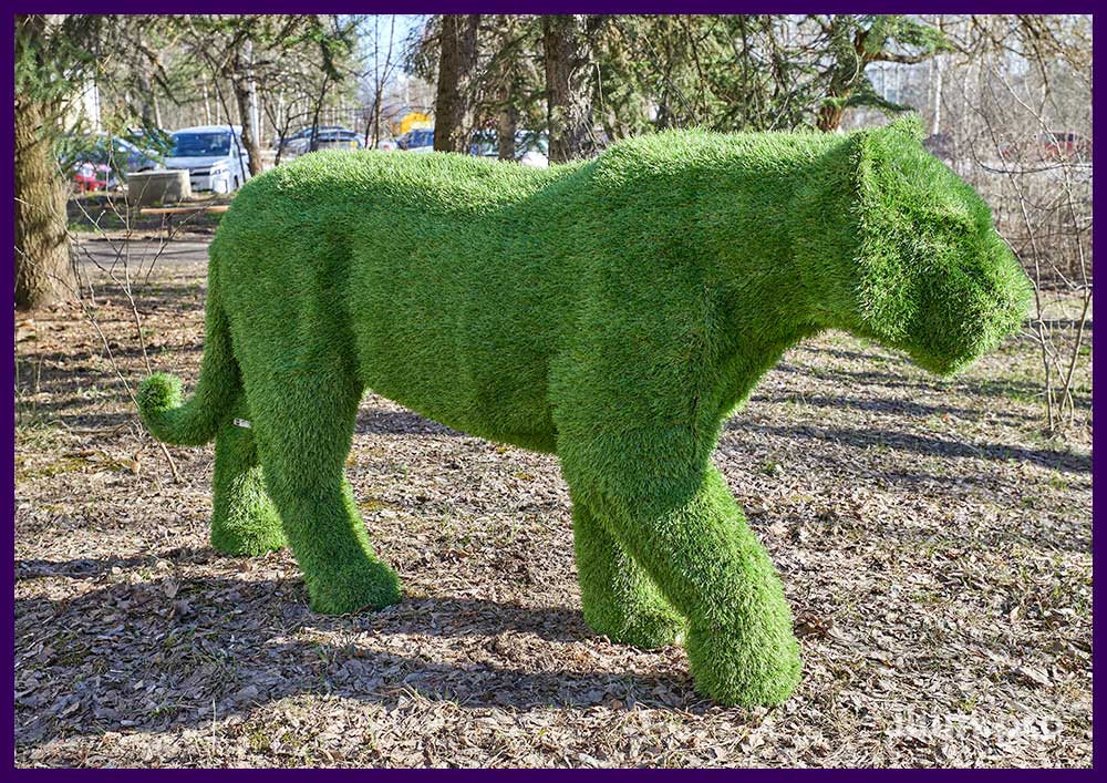Зелёная скульптура тигра топиари для украшения ландшафта в парке