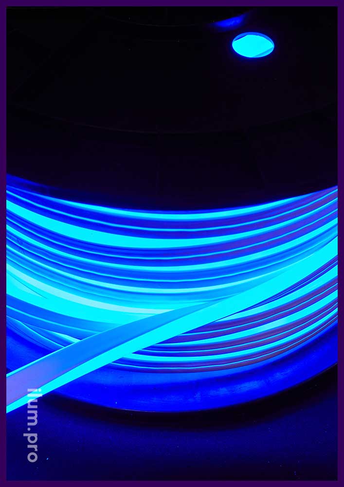 Бухта синего, двухстороннего гибкого неона с защитой от влаги