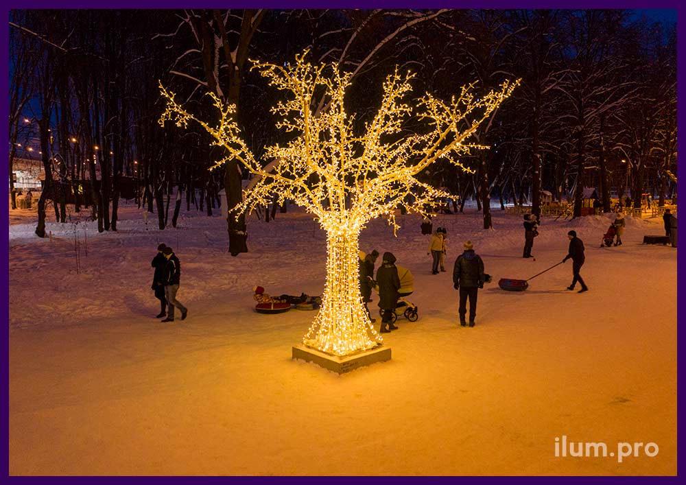 Светящееся дерево с тёпло-белой иллюминацией и алюминиевым каркасом
