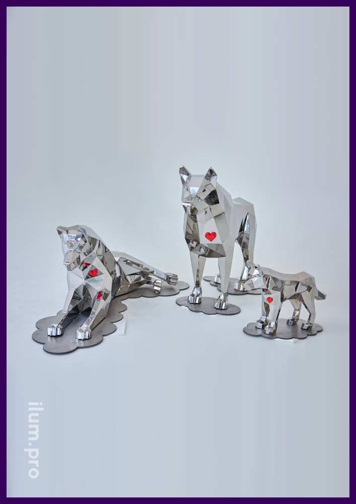 Волки полигональные - скульптуры животных с зеркальной поверхностью из нержавейки